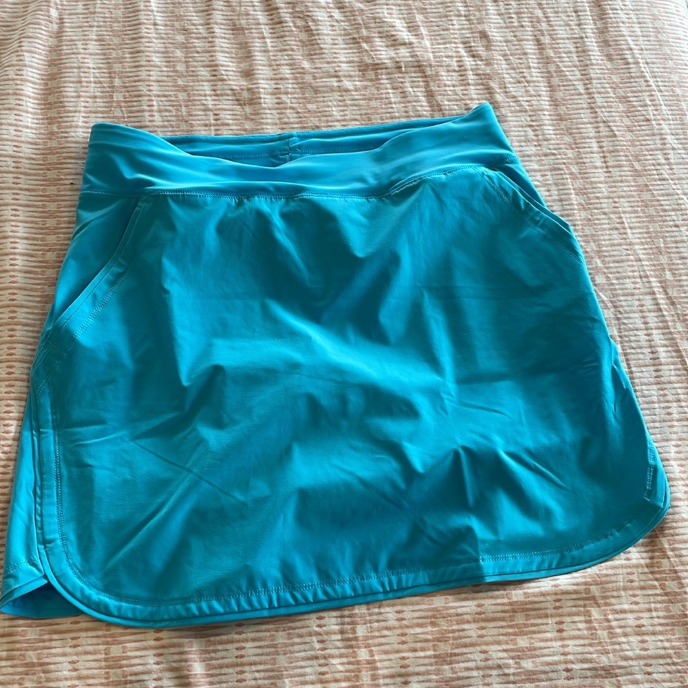 Lands End Quick Dry Board Skort in Turquoise Size 8 NWOT